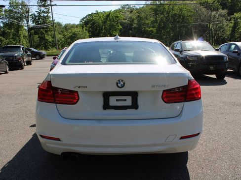 Used 2014 BMW 328i xDrive Sedan AWD/4WD image 9