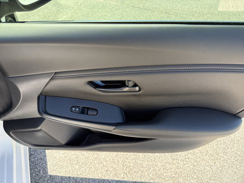 Used 2025 Nissan Sentra S FWD image 15