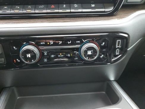 New 2026 Chevrolet Silverado 1500 RST AWD/4WD image 16