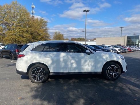 Used 2025 Mercedes-Benz GLC 350e GLC 350e image 9