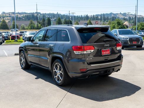 Used 2020 Jeep Grand Cherokee Overland AWD/4WD image 5