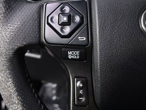 Used 2015 Toyota 4Runner Trail AWD/4WD image 31