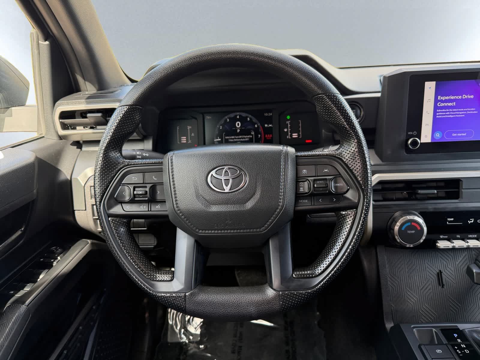 Used 2025 Toyota Tacoma SR AWD/4WD image 17