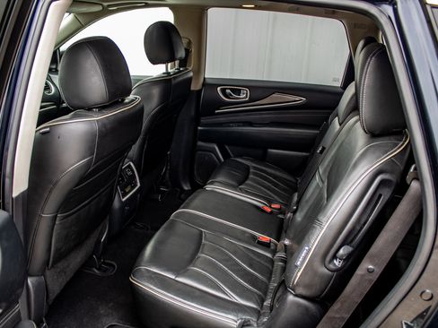 Used 2019 INFINITI QX60 Luxe w/ Essential Package image 28