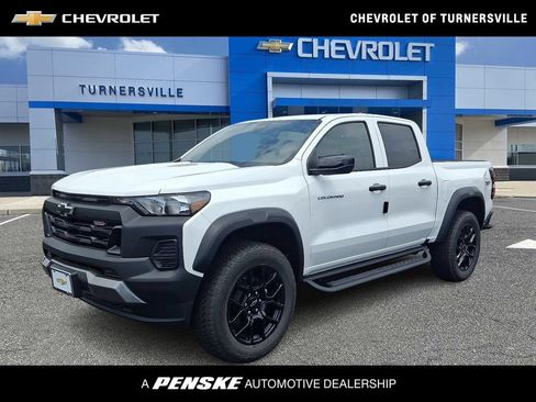 New 2026 Chevrolet Colorado Trail Boss AWD/4WD image 1