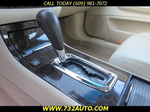 Used 2009 Cadillac DTS w/ Sun And Sound Package FWD image 13