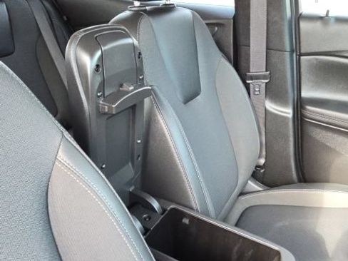 Used 2023 Buick Encore GX Preferred w/ Cold Weather Comfort Package FWD image 32