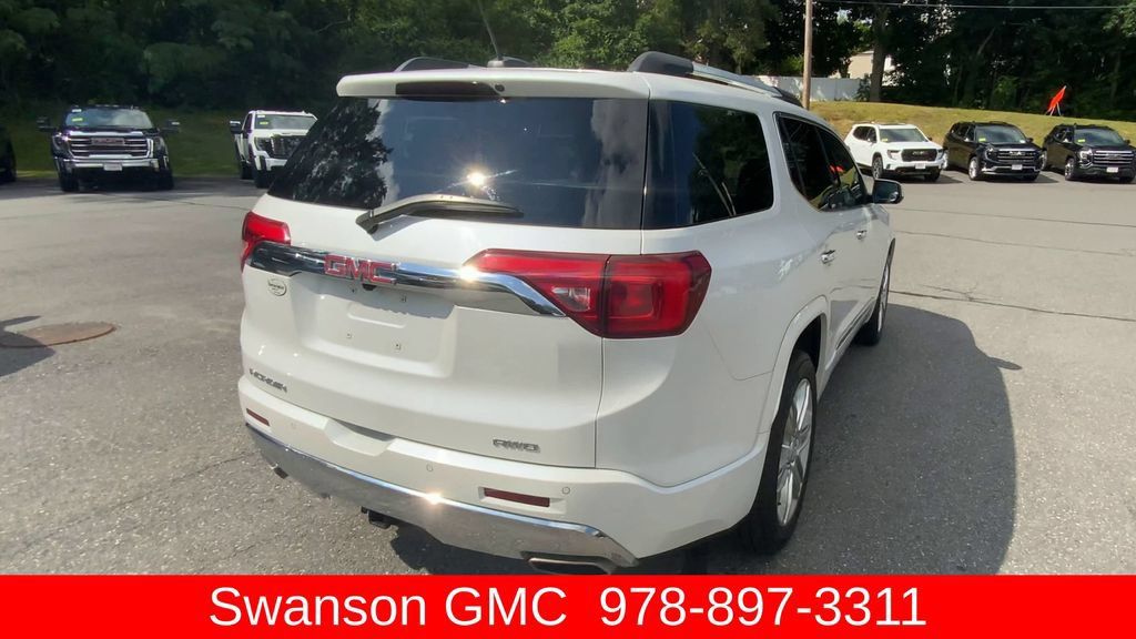 Certified 2019 GMC Acadia Denali w/ Technology Package AWD/4WD image 9