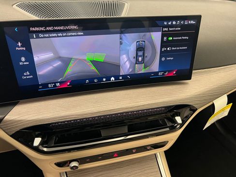 Used 2025 BMW 330i xDrive Sedan AWD/4WD image 28