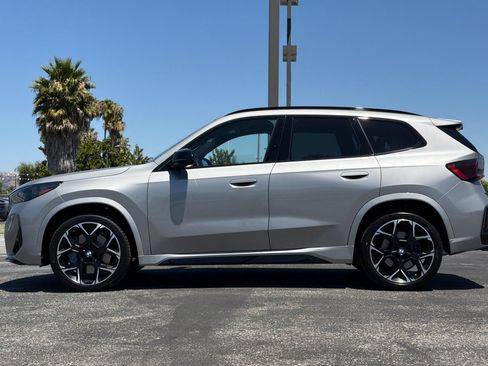 Used 2025 BMW X1 M35i w/ Shadowloine Package AWD/4WD image 9