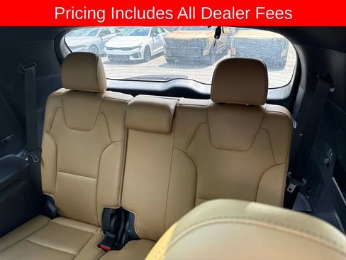 Used 2022 Kia Telluride SX w/ Nightfall Edition Package AWD/4WD image 9