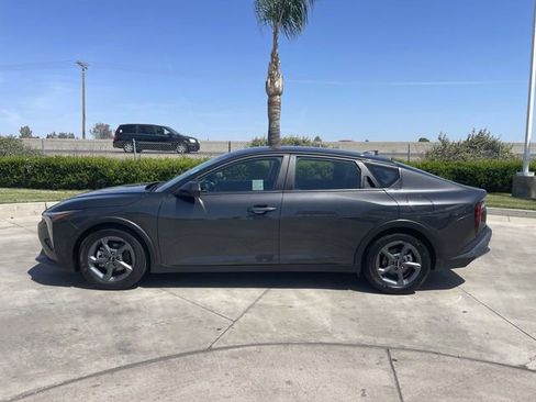 Used 2025 Kia K4 FWD image 5