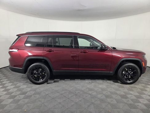 New 2026 Jeep Grand Cherokee L 2WD image 5