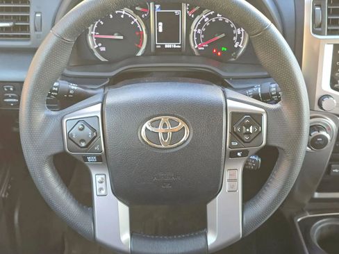 Used 2020 Toyota 4Runner Limited image 17