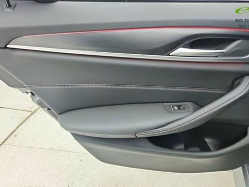 Used 2023 BMW 530i w/ M Sport Package RWD image 32