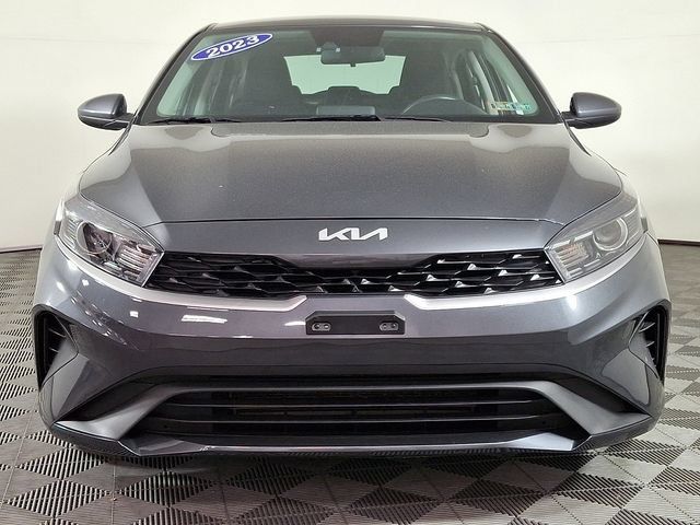 Used 2023 Kia Forte LXS FWD image 5