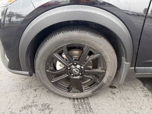 Used 2024 Nissan Kicks SR w/ SR Premium Package image 7