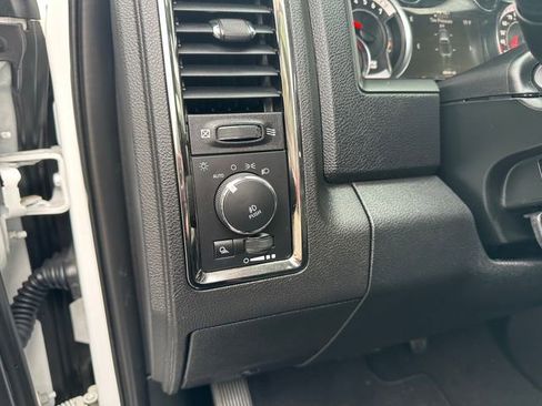 Used 2018 RAM 1500 Sport image 11