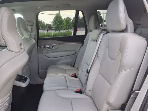 Certified 2024 Volvo XC90 B6 Plus w/ Protection Package Premier AWD/4WD image 18