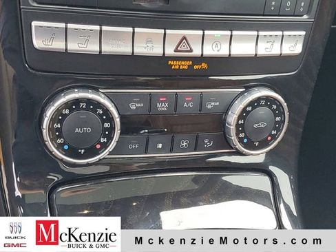Used 2017 Mercedes-Benz SLC 300 image 22