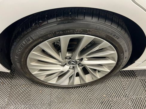 Used 2022 Lexus ES 350 Ultra Luxury image 40