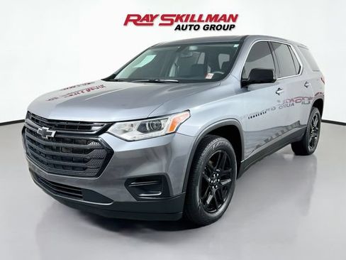 Used 2020 Chevrolet Traverse LS w/ LPO, Blackout Package FWD image 3