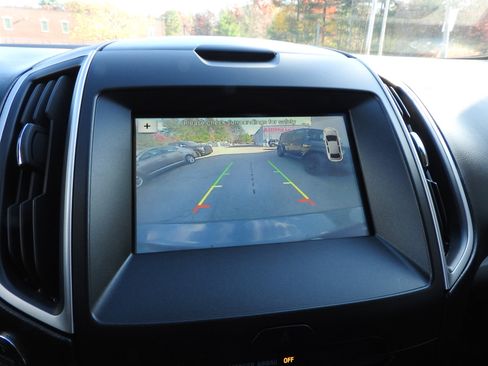 Used 2018 Ford Edge SEL w/ Equipment Group 201A image 12