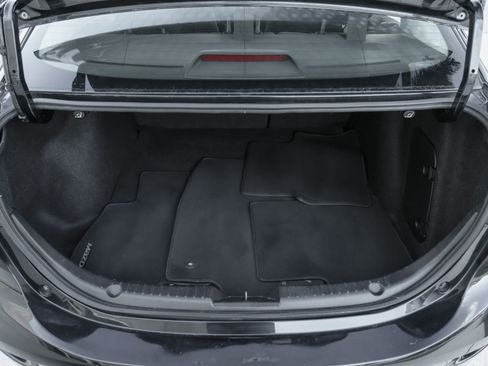 Used 2014 MAZDA MAZDA3 i Sport image 38