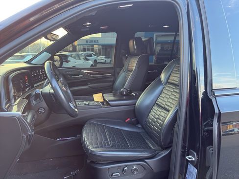 Used 2022 Cadillac Escalade Sport Platinum image 10