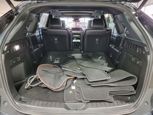 Certified 2024 MAZDA CX-90 Plug-In Hybrid w/ Premium Plus image 36