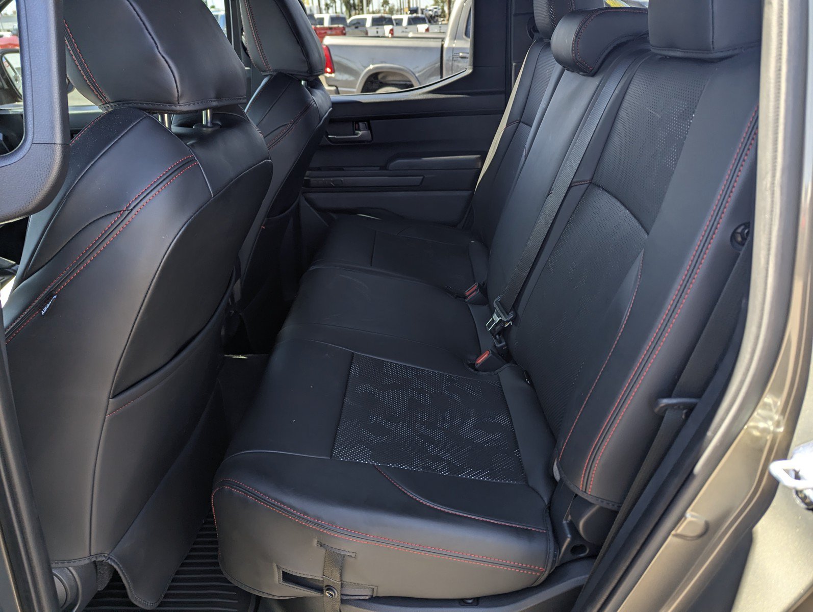 Used 2025 Toyota Tacoma TRD Sport AWD/4WD image 9