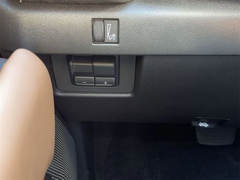 New 2026 GMC Canyon AT4 w/ Technology Plus Package image 18