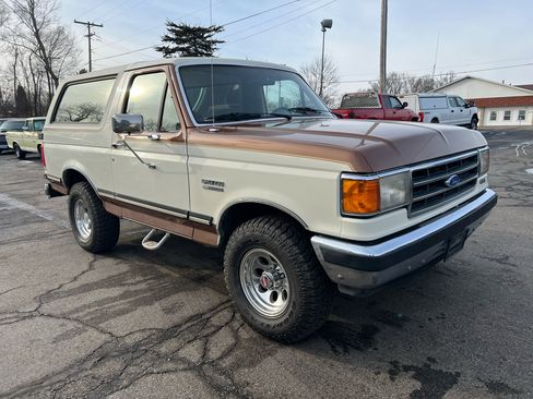 Used 1990 Ford Bronco 2dr Wagon image 4