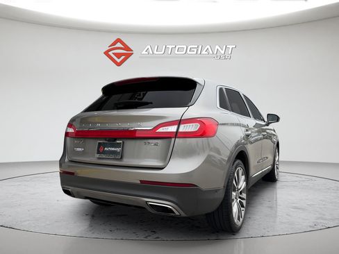 Used 2016 Lincoln MKX Reserve w/ Technology Package AWD/4WD image 10