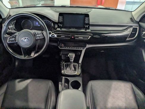 Used 2021 Kia Seltos EX AWD/4WD image 15