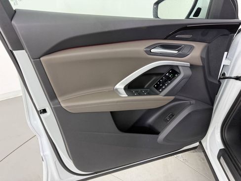 New 2025 Audi Q5 Premium Plus image 25