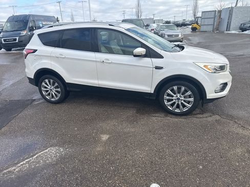 Used 2018 Ford Escape Titanium w/ Ford Safe & Smart Package image 8