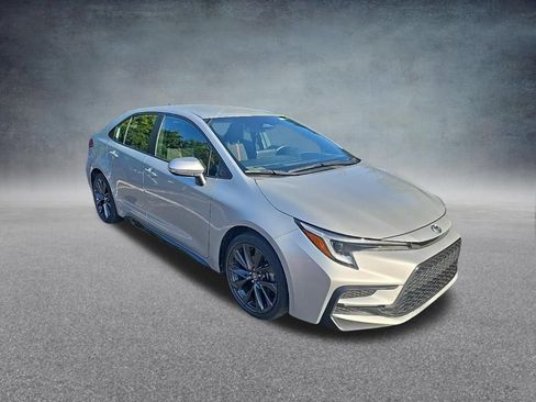 Used 2025 Toyota Corolla SE FWD image 10