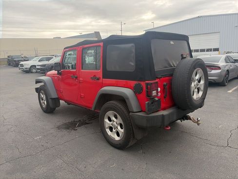 Used 2017 Jeep Wrangler Unlimited Sport w/ Mopar Black Appearance Group image 5