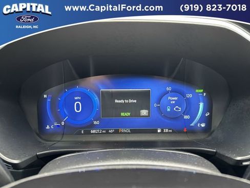 Certified 2022 Ford Escape Titanium w/ Titanium Elite Package image 25