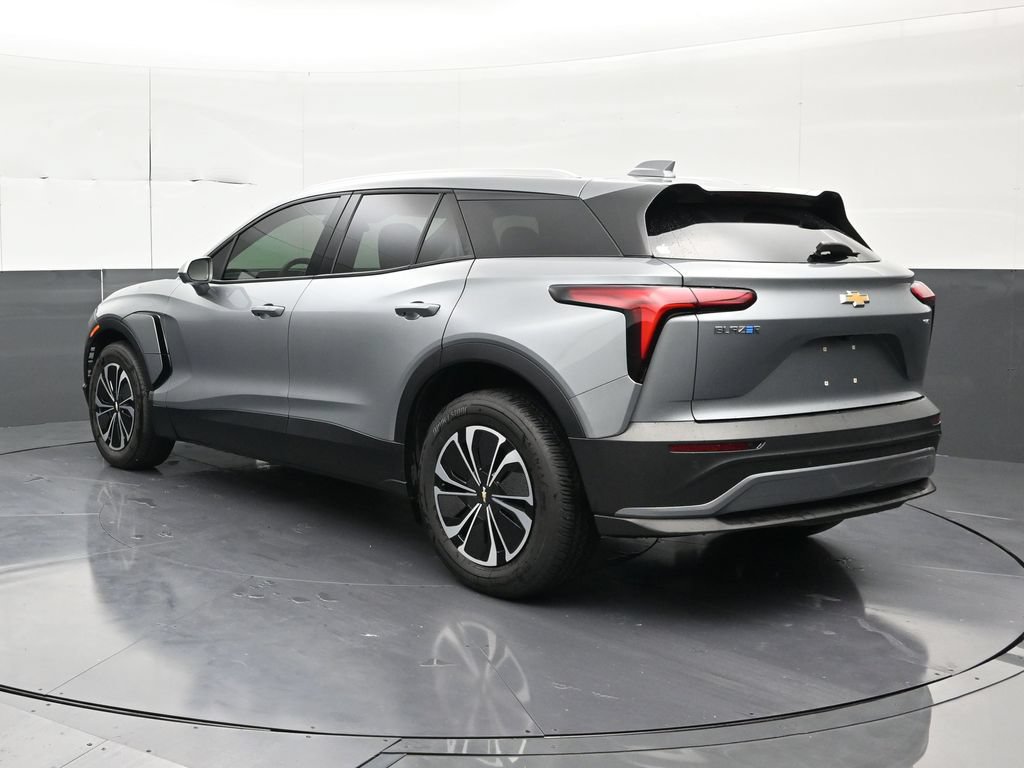 Used 2024 Chevrolet Blazer EV LT AWD/4WD image 3