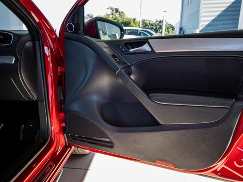 Used 2013 Volkswagen GTI Autobahn image 37