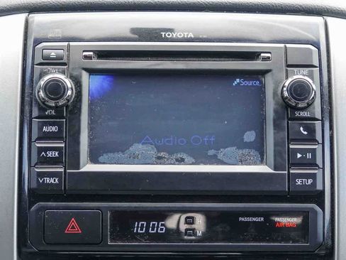 Used 2013 Toyota Tacoma PreRunner w/ TRD Sport Pkg image 14