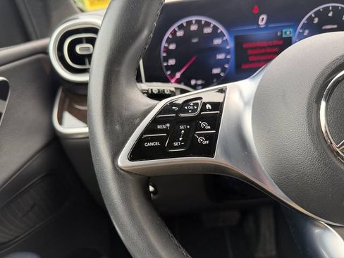 Used 2023 Mercedes-Benz GLC 300 4MATIC image 27