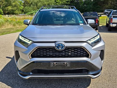 Used 2023 Toyota RAV4 SE w/ Weather & Moonroof Package AWD/4WD image 9