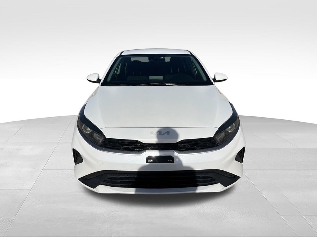 Used 2022 Kia Forte LXS FWD image 4