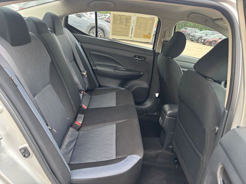 Used 2025 Nissan Versa SV FWD image 23