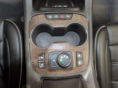 Certified 2021 GMC Acadia Denali w/ GMC Pro Grade Package image 24