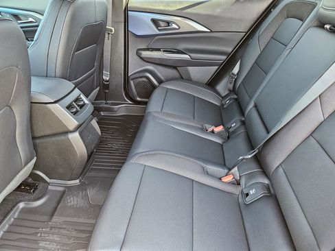 New 2026 Chevrolet Equinox EV LT image 19