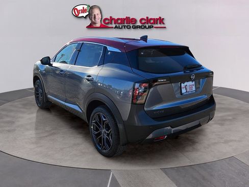 New 2026 Nissan Kicks SR FWD image 4